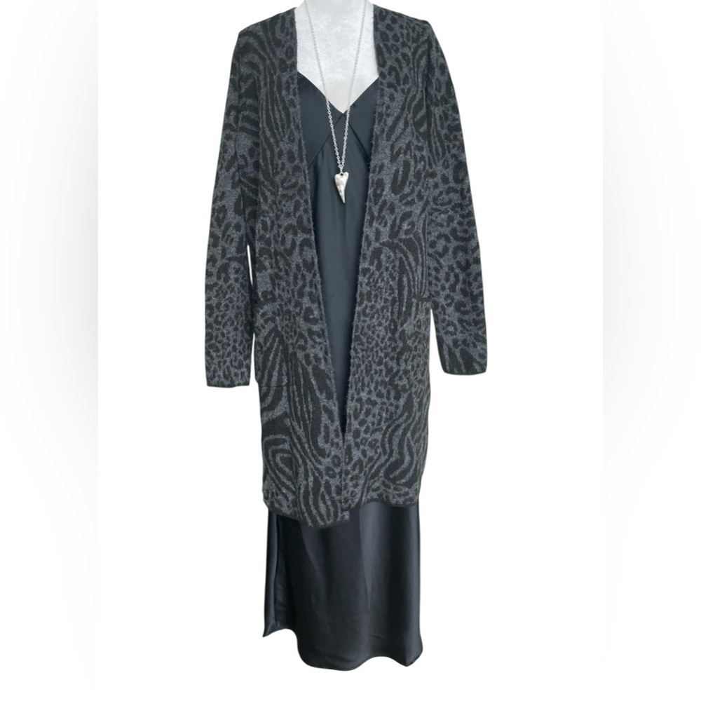 Stitch Fix Grey Leopard Open Front Cardigan S
